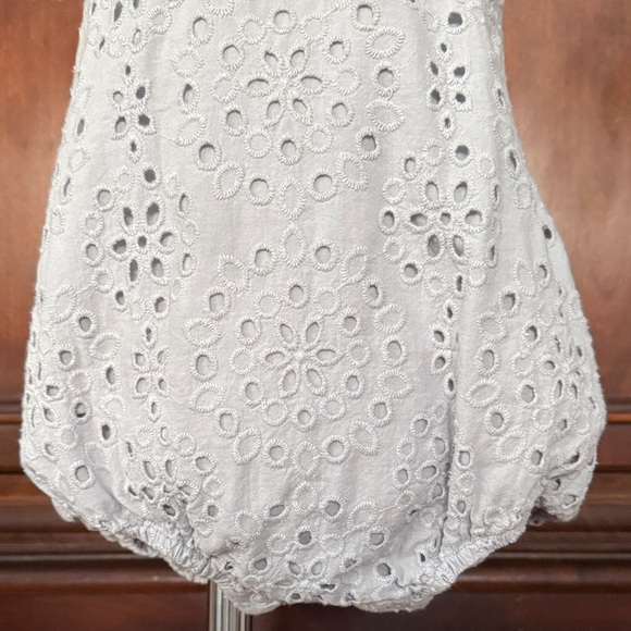 RYLEE + CRU Blue Eyelet Bubble Romper 18-24M VGUC - Picture 4 of 7